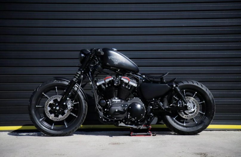 Харлей Дэвидсон 883