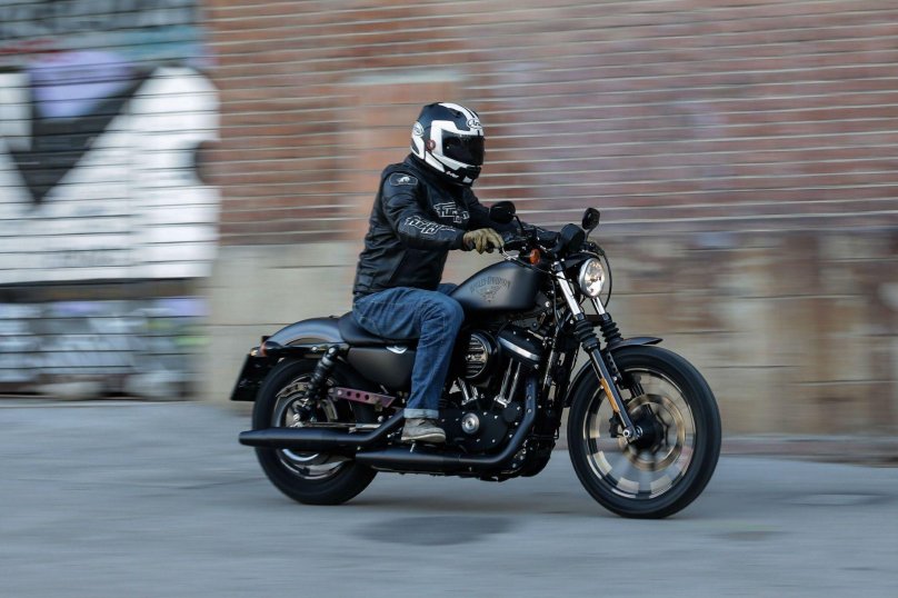 Harley Davidson Sportster 883 Iron