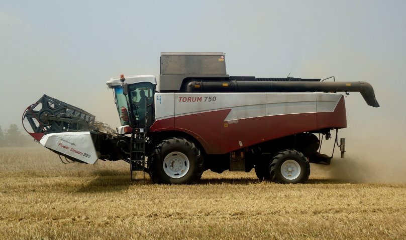Комбайн Торум 750