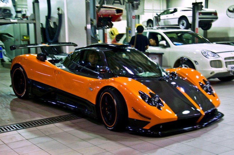 Pagani Zonda Orange
