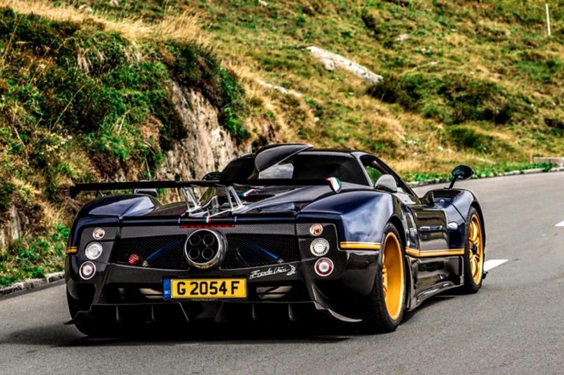 Гоночная Пагани зонда