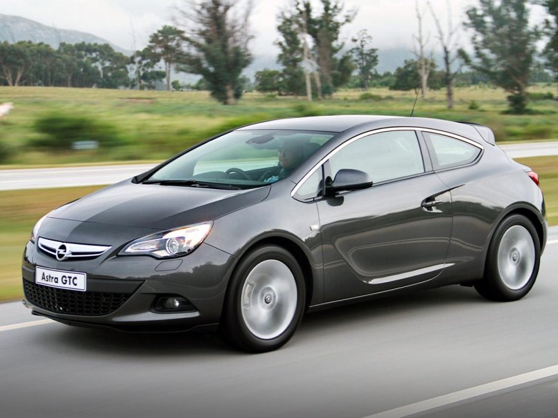 Opel GTC 2012