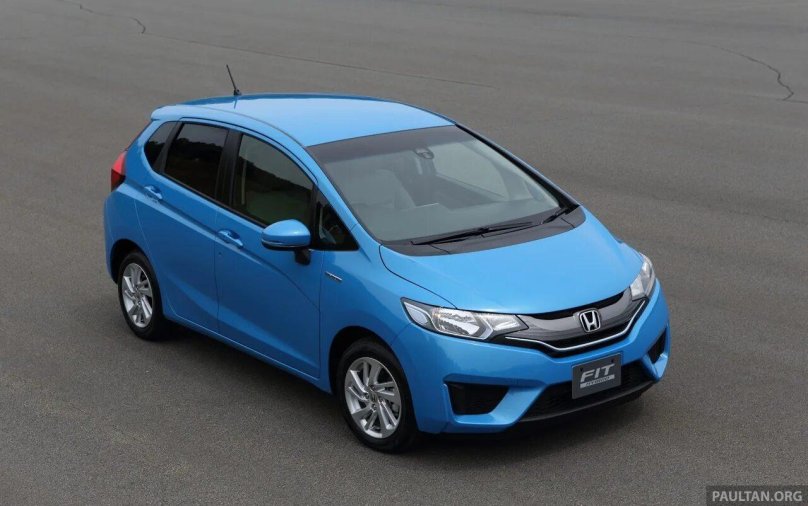 Honda Fit Hybrid 2015