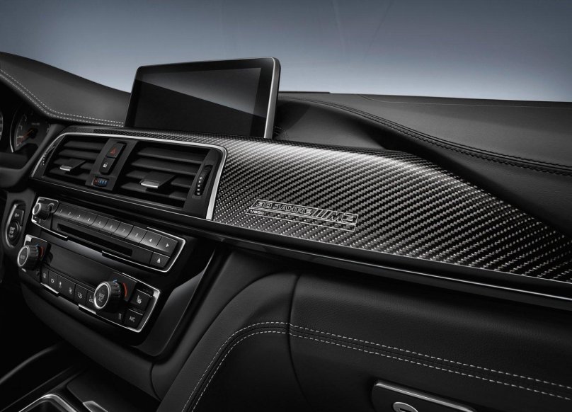 Торпедо автомобиля