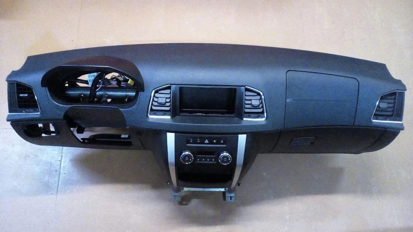 Перетяжка Торпедо Опель Астра h