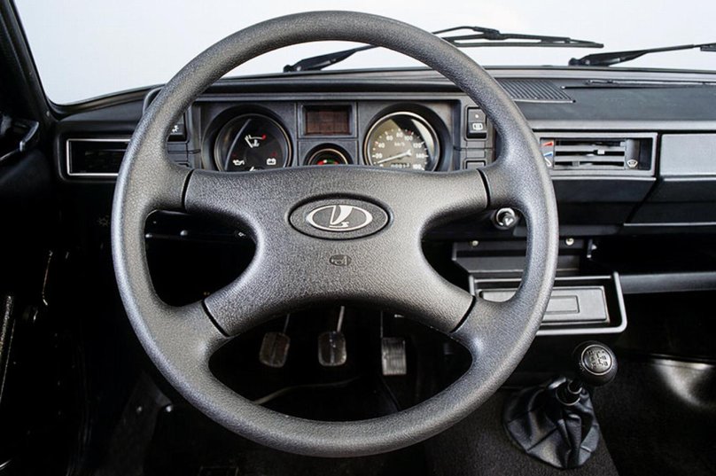 ВАЗ 2105 Жигули салон