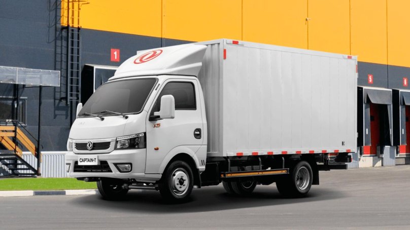 Грузовик Dongfeng Captain