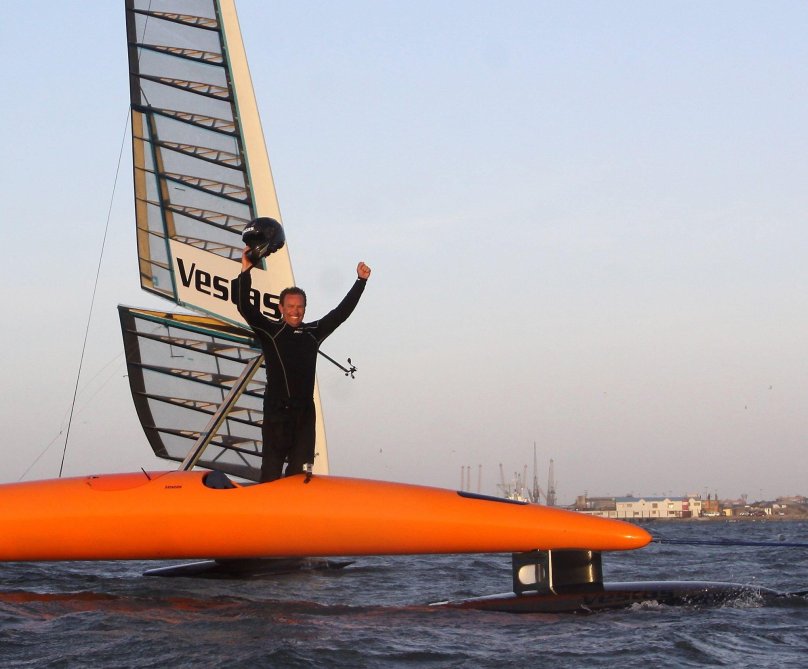 Парусник Vestas Sailrocket 2