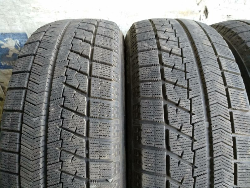 Blizzak Ice 215/60 r0