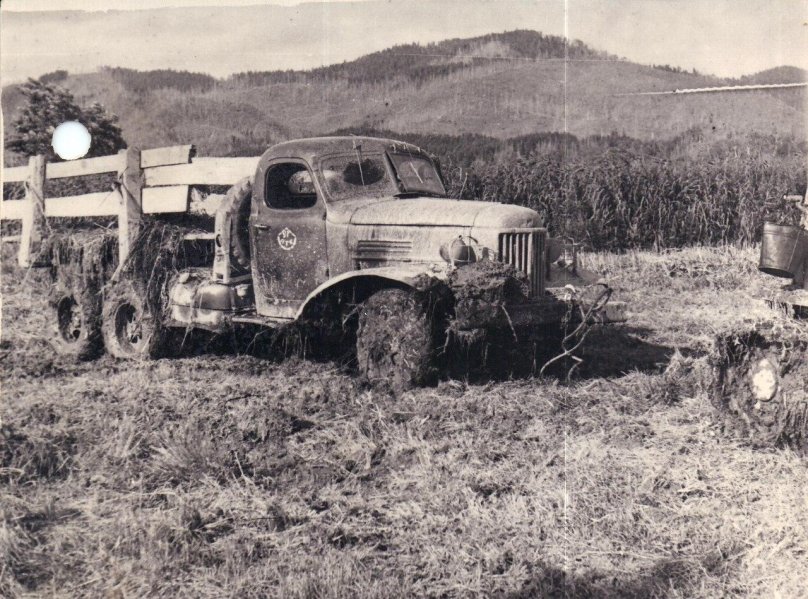 ЗИЛ 157 на бездорожье