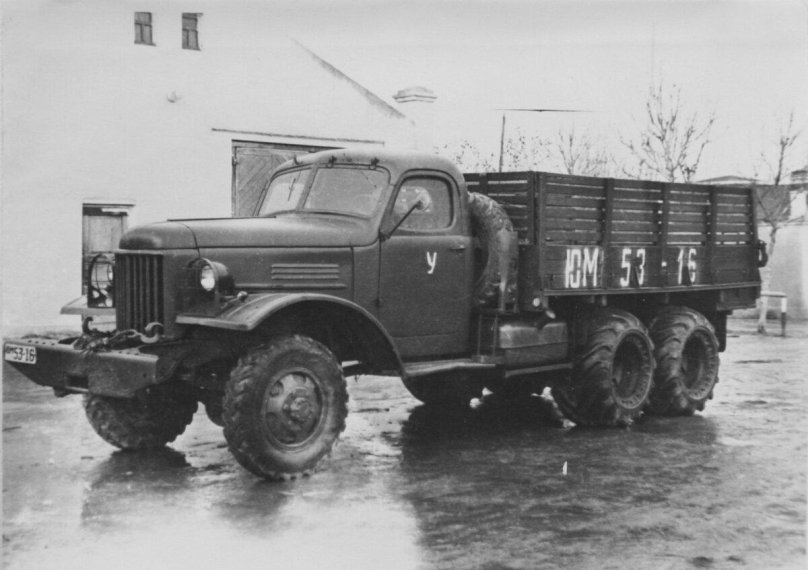 ЗИЛ (ЗИС) 151