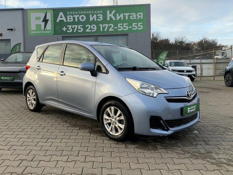 Тойота Рактис 2011