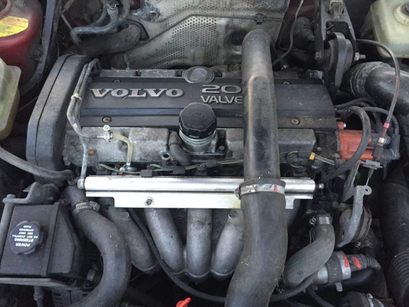 Мотор Вольво 850