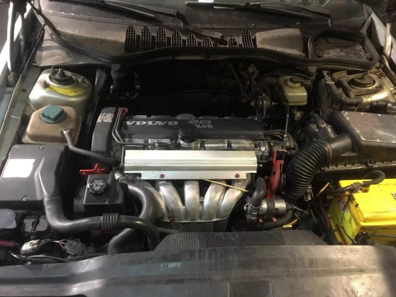 Мотор Вольво 850