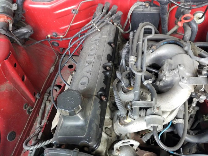 Вольво 940 мотор