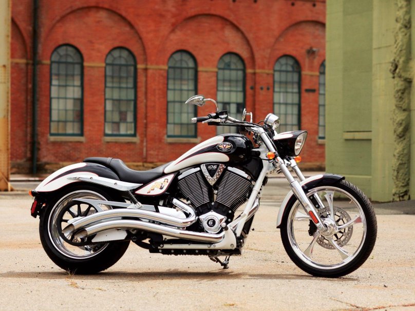 Виктори Вегас джекпот мотоцикл