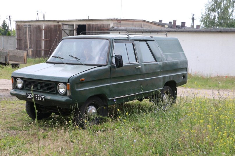 Тарпан машина