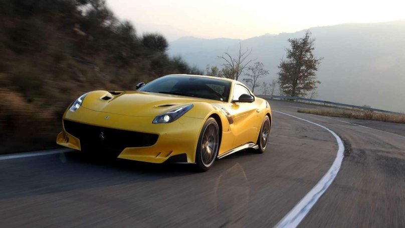 Ferrari f12 TDF 2015