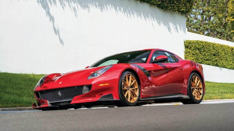 Ferrari f12 Berlinetta TDF