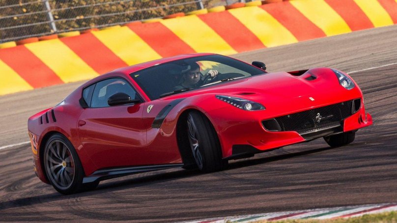 Феррари ф12 ТДФ