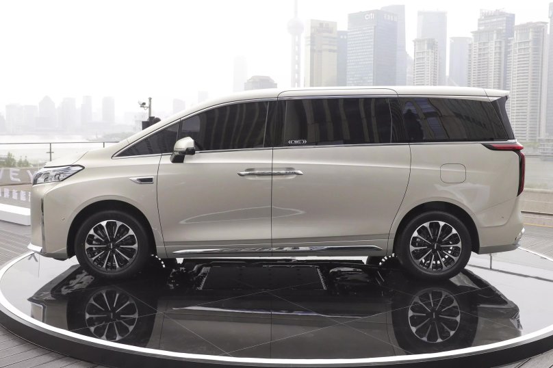 Премиальные минивэны