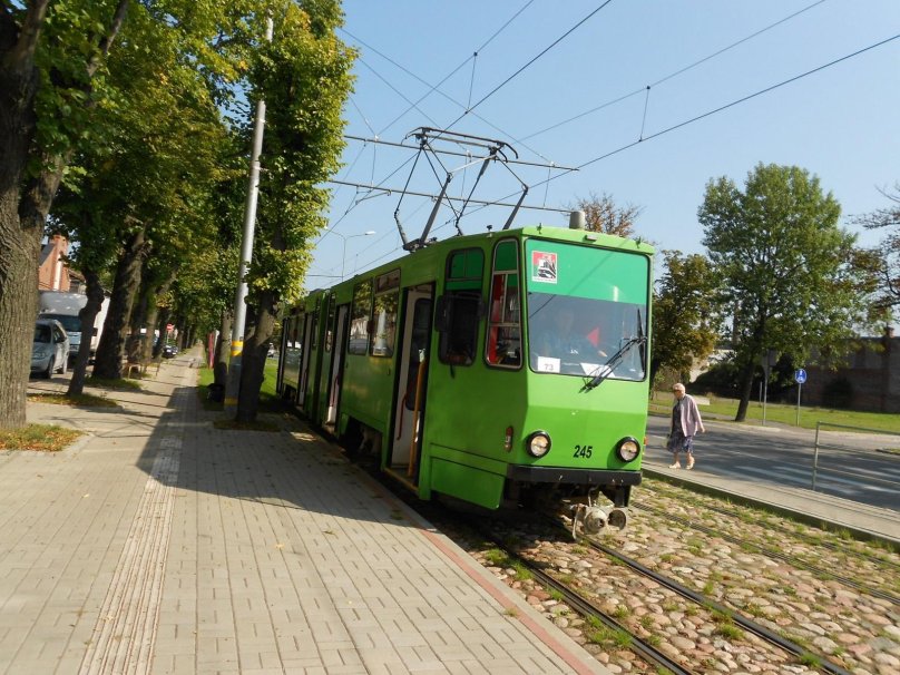 Узкоколейный трамвай