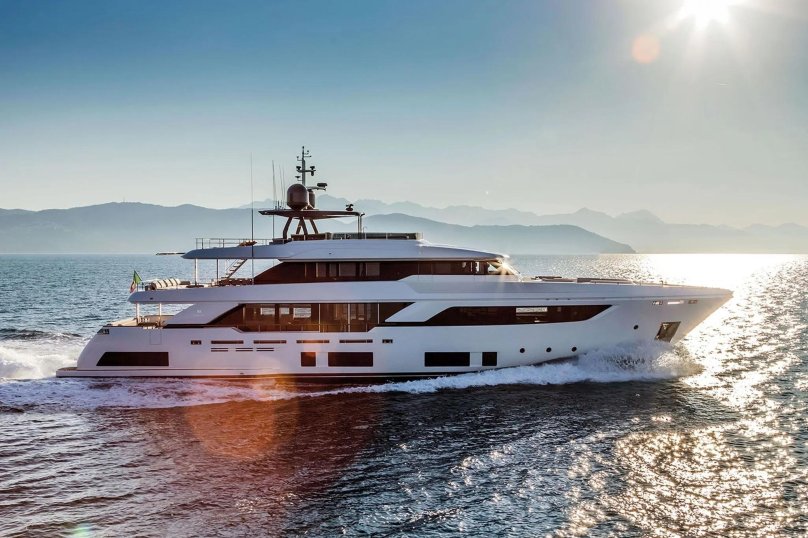 Custom line Navetta 42