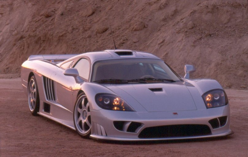 Машина Saleen s7