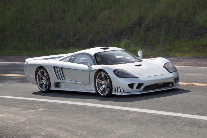 Saleen s7 серый