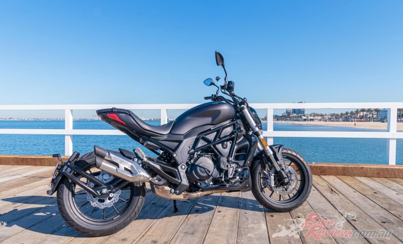 Benelli 502c Cruiser