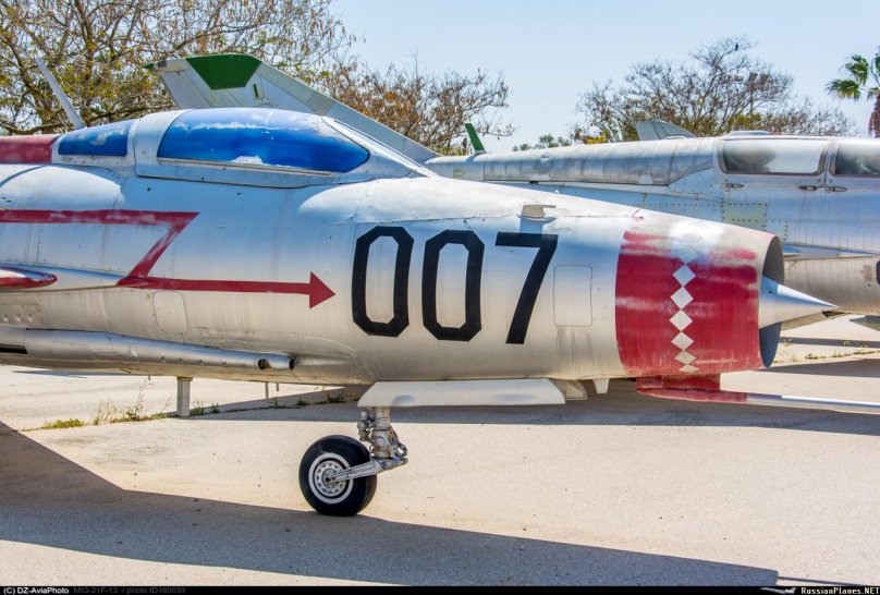 Хацерим авиабаза