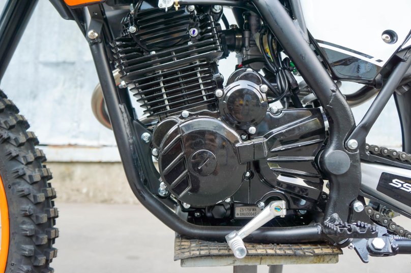 Мотоцикл SSSR DNA 300 21/18