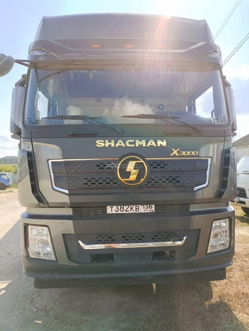 Седельный тягач Shacman sx42584v324