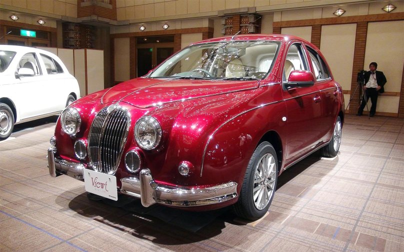 Mitsuoka 2022