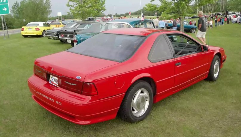 Ford Thunderbird 1989