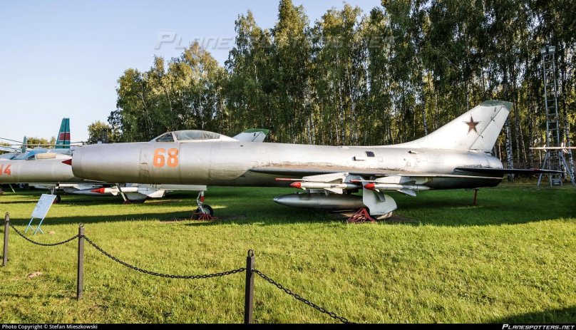 Самолет Су 9 перехватчик