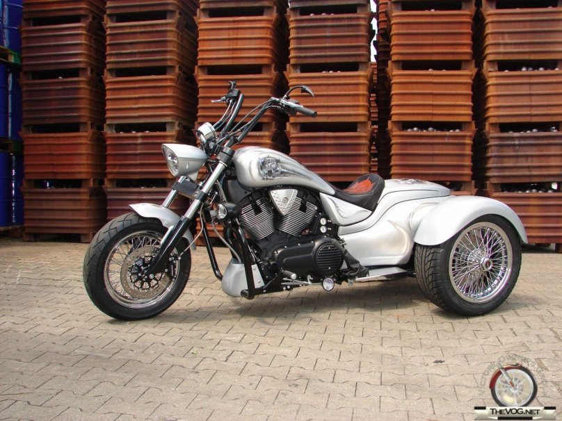 Трайк Rewaco ct1700v