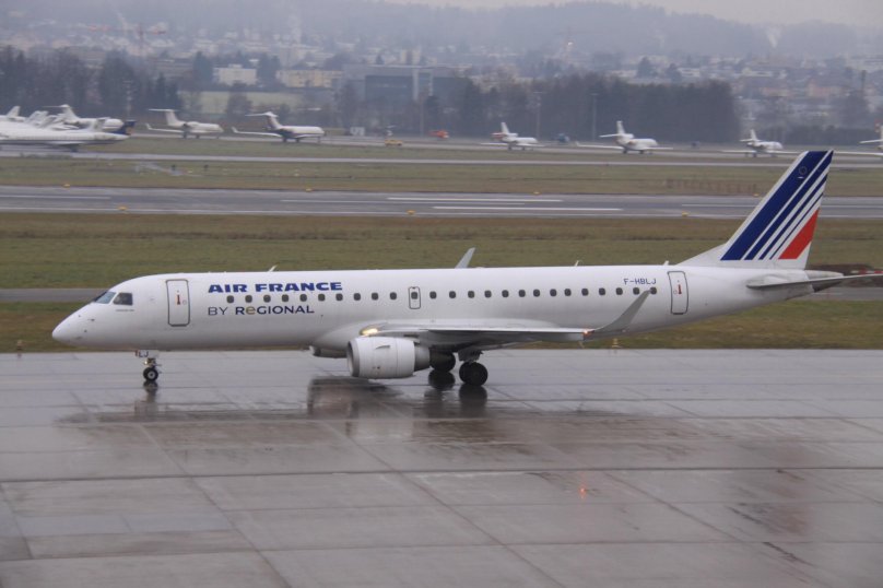 Эмбраер 190 Норд Винд