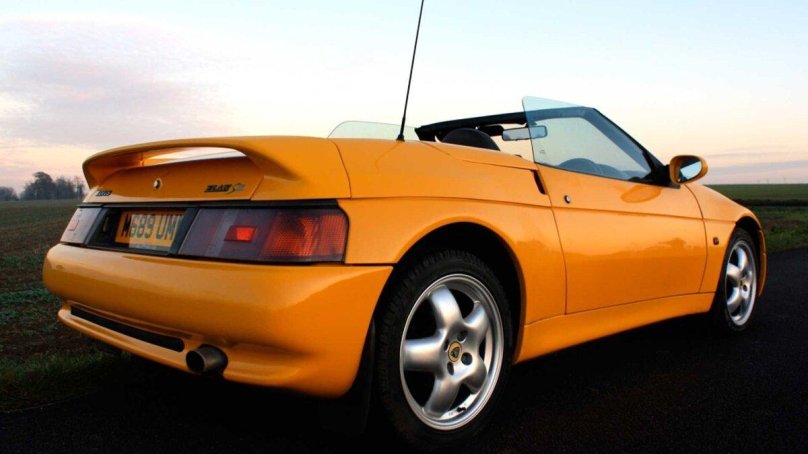 Лотус Элан 1989