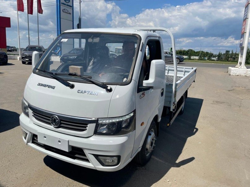 Dongfeng EQ 1030
