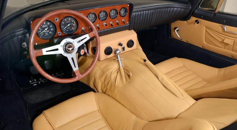 Bizzarrini gt 5300 Interior