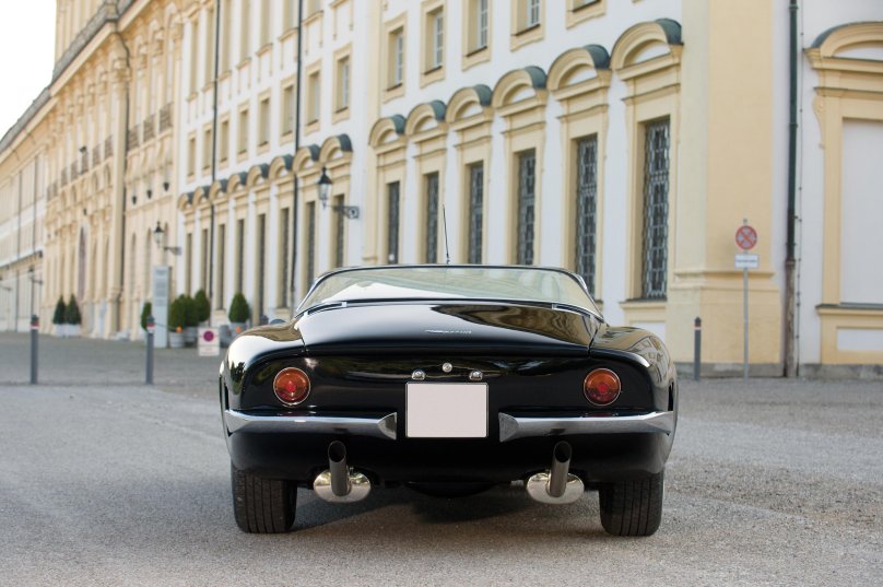 1966 Bizzarrini strada 5300 gt &amp; Johnny Hallyday
