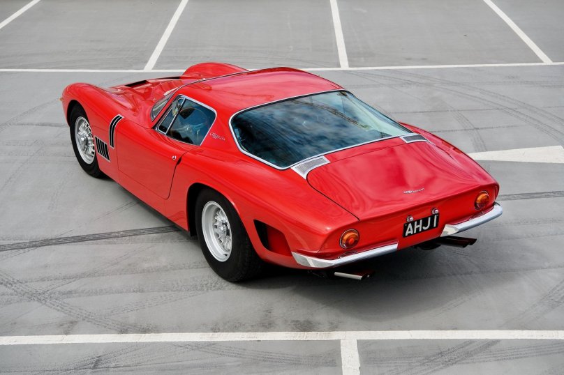 1966 Bizzarrini strada 5300 gt &amp; Johnny Hallyday