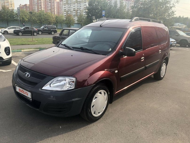 Ларгус фургон белый