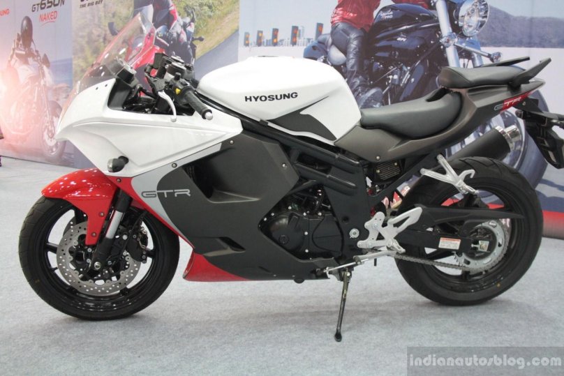 Hyosung gt650s