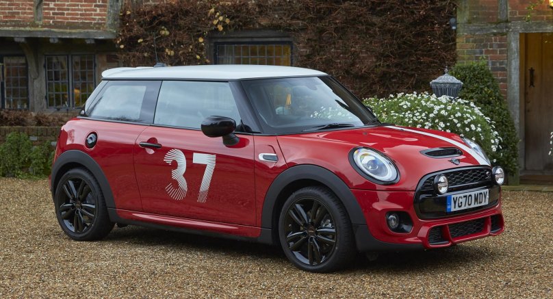 Mini Cooper Paddy Hopkirk Edition