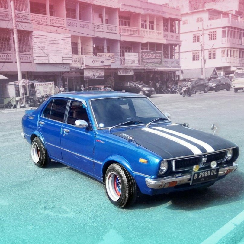 Тойота Королла 75 года