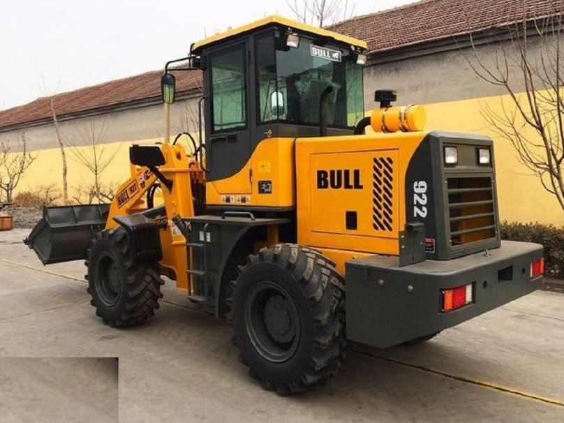 Фронтальный погрузчик bull sl220