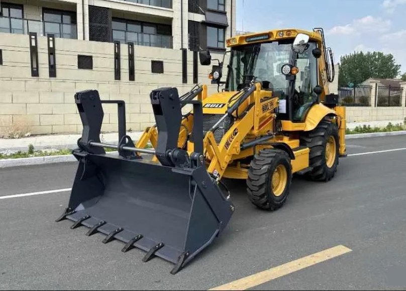 Экскаватор-погрузчик bull 3sx-Plus