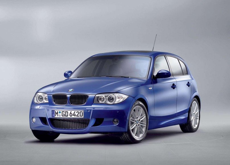 BMW 130i e87